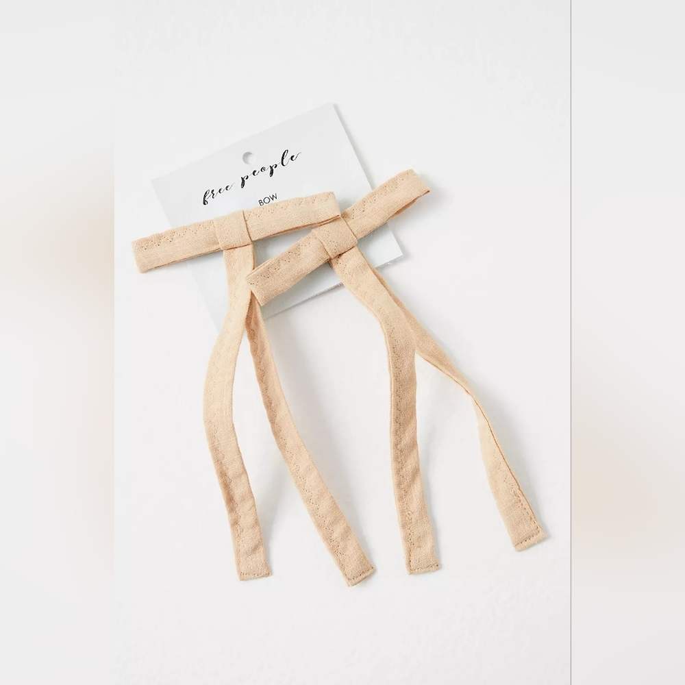 NWT Free People Ivory Lovely Bow Set of 2 Hair Accesory - Picture 3 of 13